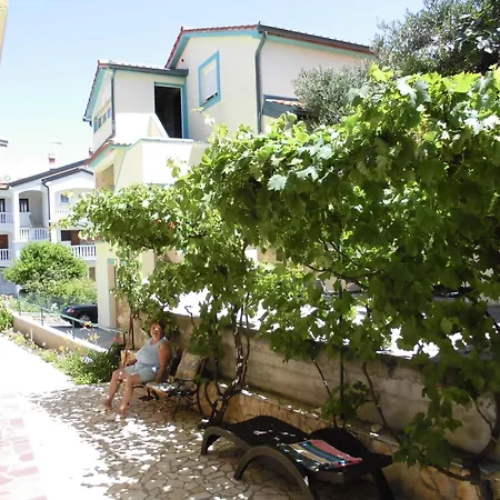 Ferienhaus San Marino Lopar Exterior photo